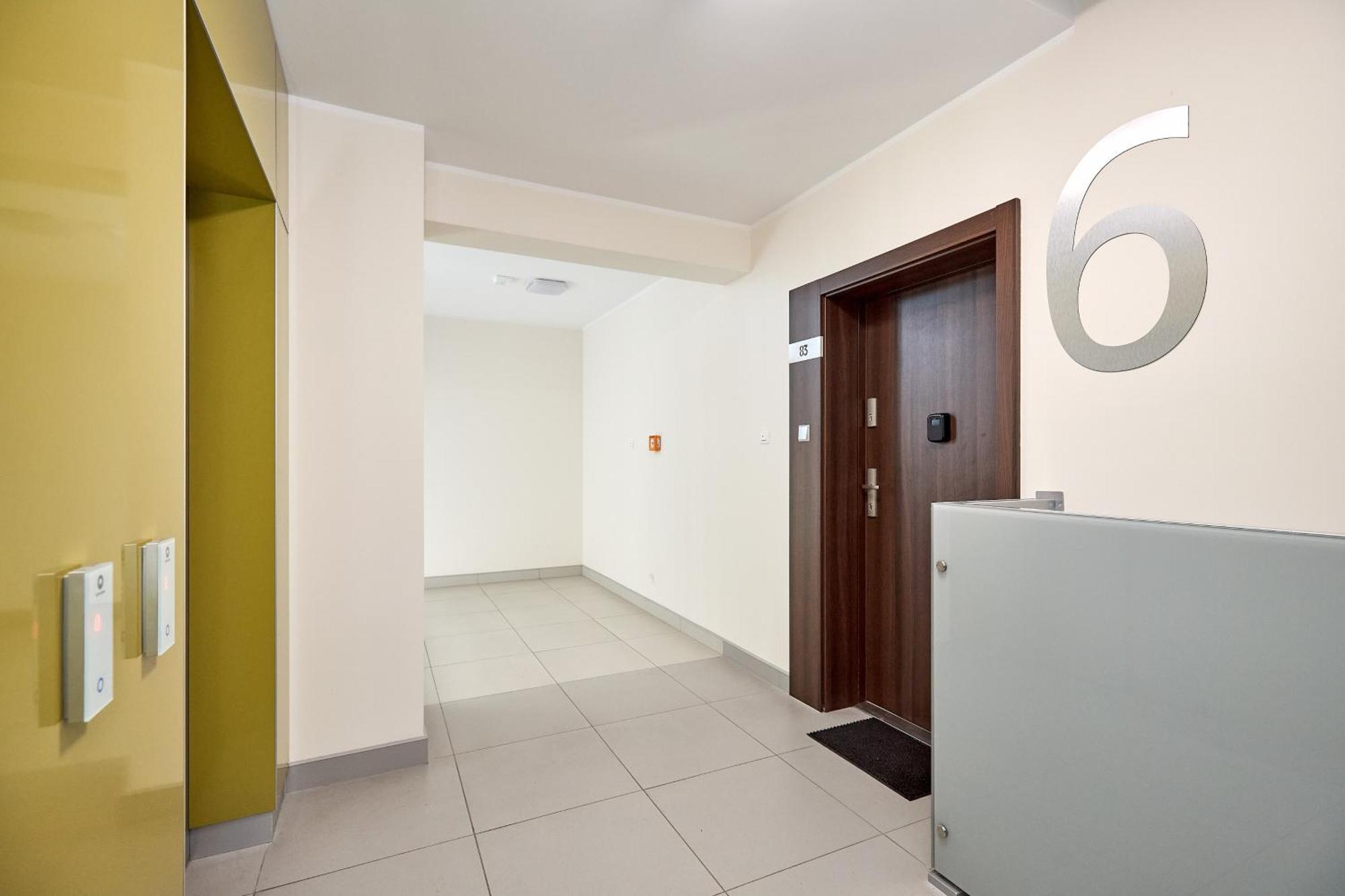 Lasek Marcelinski Comfy Apartment Poznan Exterior foto